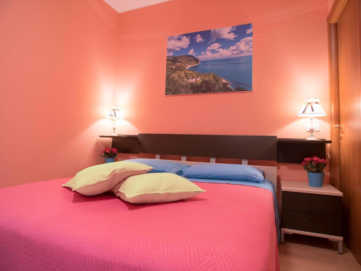 Juliette Rooms Iesi Exteriér fotografie